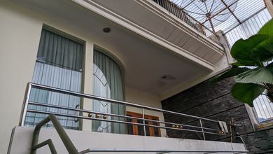 Rumah Elit Luas 315 m2, area Kota Sukabumi, Sukabumi