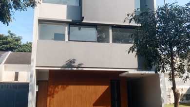 Kesempatan Langka, rumah Mewah di BSD, Tangerang Selatan, LB 260m²
