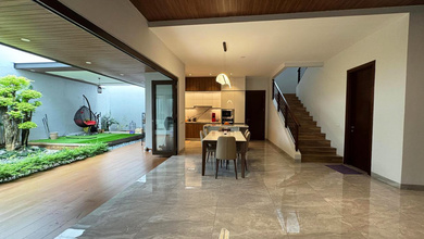 Penawaran Langka, rumah Mewah di BSD, Tangerang, LB 400m²