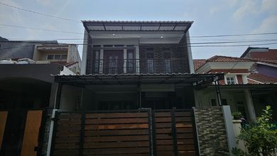 Rumah Dijual di Taman Royal, Tangerang, LB 145m², Harga Terbaik!