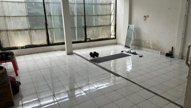 Ruko, Ruang Usaha, Lokasi Stategis