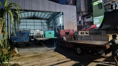 Gudang, dekat WTC Mangga dua,  