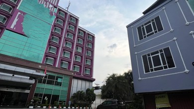 Ruko 3½ Lt. Hook, Ruang Usaha