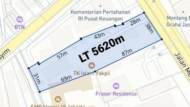 Tanah 5620 m2 SHM di pinggir jalan raya Menteng 