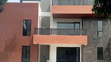 Rumah Elite di Kawasan Alam Sutera, Tangerang, LB 700m², Harga 12,2 Miliar