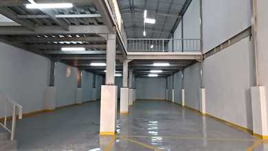 Disewakan Gudang 2 Lantai Ada Kantor 4 Lantai + Rooftop di Kalideres, Jakarta Barat