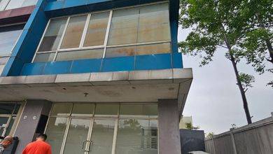 Ruko Terrace 8 3 lt Siap pakai Hook di Suvarna Sutera 