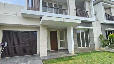 Dikontrakkan Rumah Murah di Suvarna Sutera, Tangerang, LT 250m²