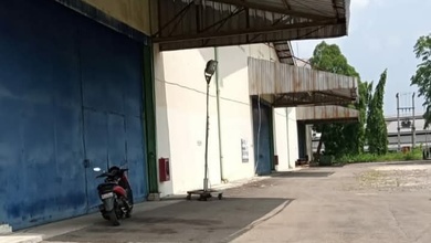 Gudang Pinggir Jalan Pantura Siap Pakai