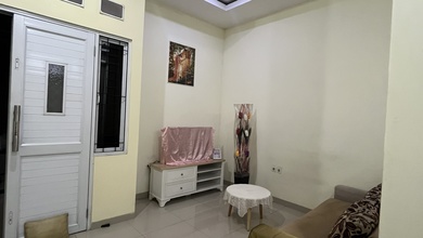 Dijual Rumah Nyaman di Bekasi Kota, Bekasi - LT 200m²