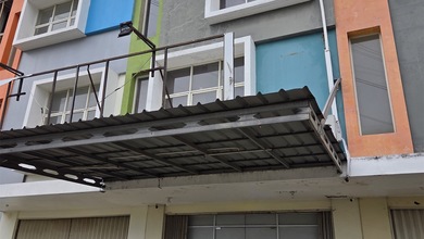 Ruko 2.5 Lantai Lokasi Rame Cocok Utk ********.onlineshop Di Harapan Indah 