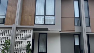 Disewakan Rumah Murah di Summarecon Crown Gading, Bekasi, LT 66m²