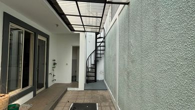 Dijual Rumah Strategis di Summarecon Serpong, Tangerang - LT 120m²