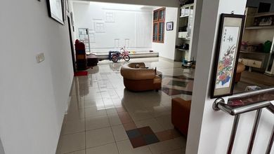 Hunian Prestisius di Kawasan Kembangan, Jakarta Barat, LB 1000m², Harga 13,5 Miliar