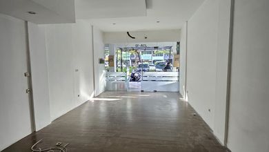 Disewakan/dijual Ruko 2 Lantai Full Renovasi Di Citra 6 