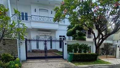 Rumah Prestisius di Kawasan Penjaringan, Jakarta Utara, LB 465m², Harga 16 Miliar