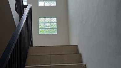 Rumah Sewa Nyaman Lokasi Duren Sawit, Jakarta Timur, LB 500m²