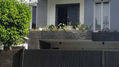 Kesempatan Eksklusif, rumah Prestisius di Puri Indah, Jakarta Barat, LB 500m²