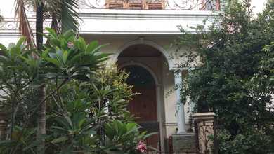 Rumah Mewah di Kawasan Kramat Jati, Jakarta Timur, LB 514m², Harga 8 Miliar