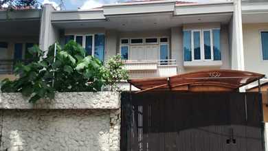 Penawaran Eksklusif, rumah Mewah di Intercon, Jakarta Barat, LB 300m²
