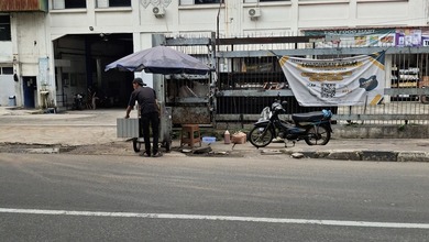Gudang Luas Lokasi Strategis Dekat Taman Mini Indonesia Indah di Ciracas, Jakarta Timur