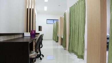 Disewakan Gedung 2 Lantai di Ciracas Cibubur Jakarta Timur