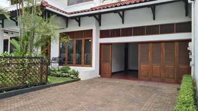 Rumah Area Luxury Pancoran, Jakarta Selatan - Harga Terbaik 15 Miliar