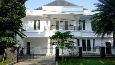 Rumah Nyaman untuk Disewakan di Pondok Indah, Jakarta Selatan, Harga 875 Juta /tahun