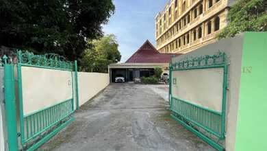 Penawaran Langka, rumah Prestisius di Medan Barat, Medan, LB 315m²