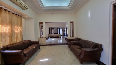 Rumah Sewa di Kawasan Menteng, Jakarta Pusat, Lokasi Strategis, Harga Menarik