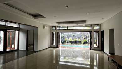 Rumah Sewa di Kawasan Kebayoran Baru, Jakarta Selatan, Lokasi Strategis, Harga Menarik