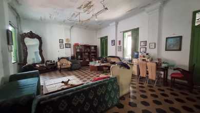 For Sale rumah Eksklusif di Senen, Jakarta Pusat - LT 595m²