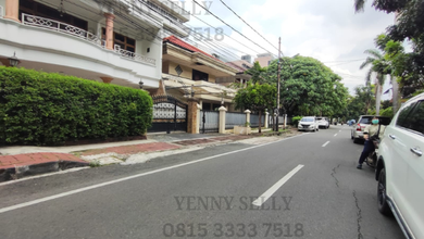 Penawaran Langka, rumah Mewah di Tanjung Duren, Jakarta Barat, LB 300m²