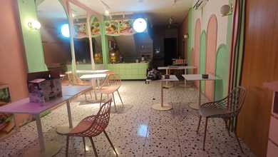 Puri Indah [Ruko]:Disewakan-4.5Lt- Daerah Ramai-Jarang Ada