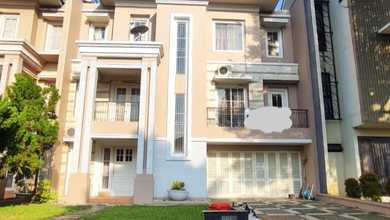 Hunian Elegan di Sutera Onix Alam Sutera, Tangerang, 4 Kamar Tidur, LT 240m²