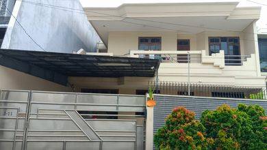 Jual Rumah Siap Huni area Jelambar, Jakarta Barat, Luas 246 m2
