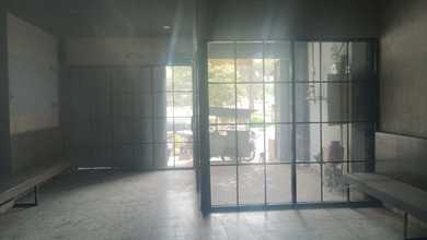 Kembangan [RUKO]:Dijual 2.5Lt- Hadap Jalan raya- Siap Huni