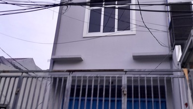 Rumah Dijual di Sawah Besar, Jakarta Pusat, LB 240m², Harga Terbaik!