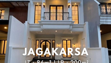 Kesempatan Langka, rumah Mewah di Jagakarsa, Jakarta Selatan, LB 200m²