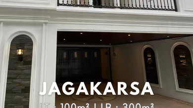 Dijual rumah Eksklusif di Jagakarsa, Jakarta Selatan - LT 100m²