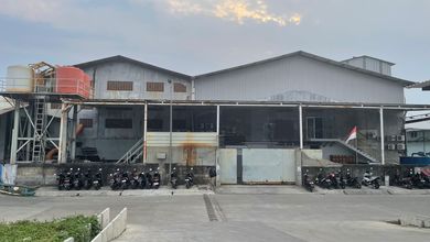 Dijual Cepat Pabrik/gudang Luas Bagus Siap Pakai 2 Lantai Di Daan Mogot Tangerang