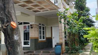 Jual Rumah Nyaman di Kota Wisata, Jakarta Timur - LT 133m²