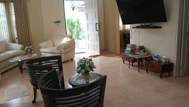 Dijual Rumah Nyaman di Kota Wisata, Bogor - LT 118m²
