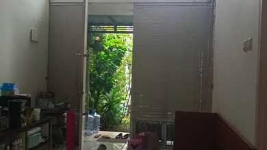 Dijual Rumah Strategis di Citra Grand, Jakarta Timur - LT 102m²