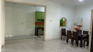 Rumah Minimalis Disewakan di Citra Grand, Jakarta Timur, Harga Ekonomis