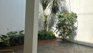 Rumah Dijual di Citra Grand, Jakarta Timur, LB 67m², Harga Kompetitif!