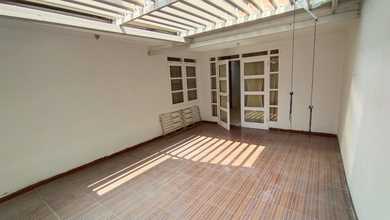 Rumah Dijual di Kota Wisata, Bogor, LB 270m², Harga Kompetitif!