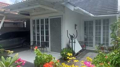 Jual Rumah Nyaman di Kemang Pratama, Bekasi - LT 162m²