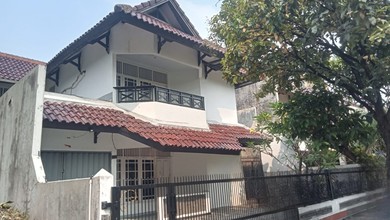 Rumah Mewah di Bekasi, Bekasi, 5 Kamar Tidur, LT 240m²