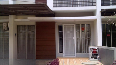 Penawaran Langka, rumah Mewah di Puri Mansion, Jakarta Barat, LB 180m²